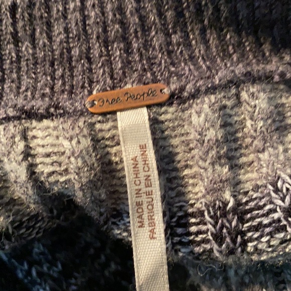 Free People Cozy Up Grey Print Striped Cardigan - Picture 4 of 9